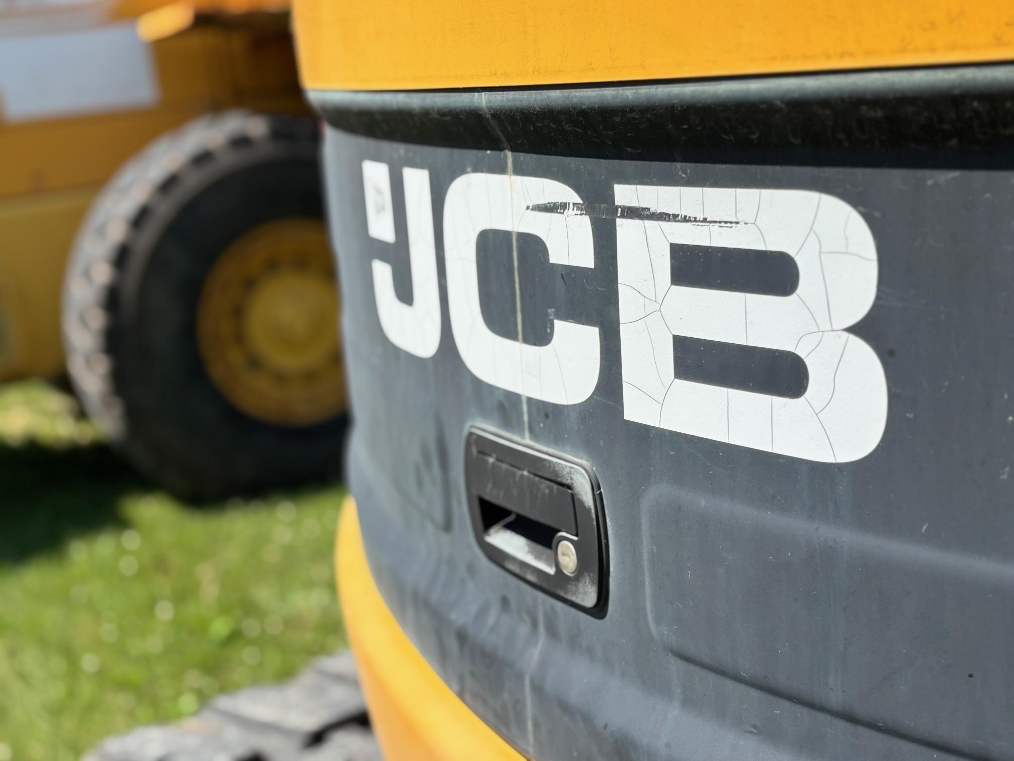 2014 JCB 85Z-1 - Image 9
